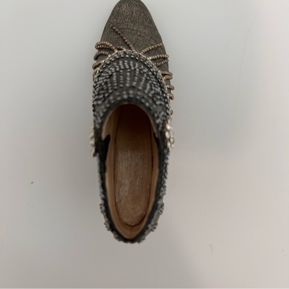 Just The Right Shoe "Parisian Nights" - Picture 9 of 12